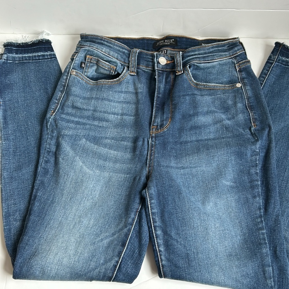 Judy Blue Sharon High Rise Released Hem Skinny blue jean zip closure - Picture 4 of 15